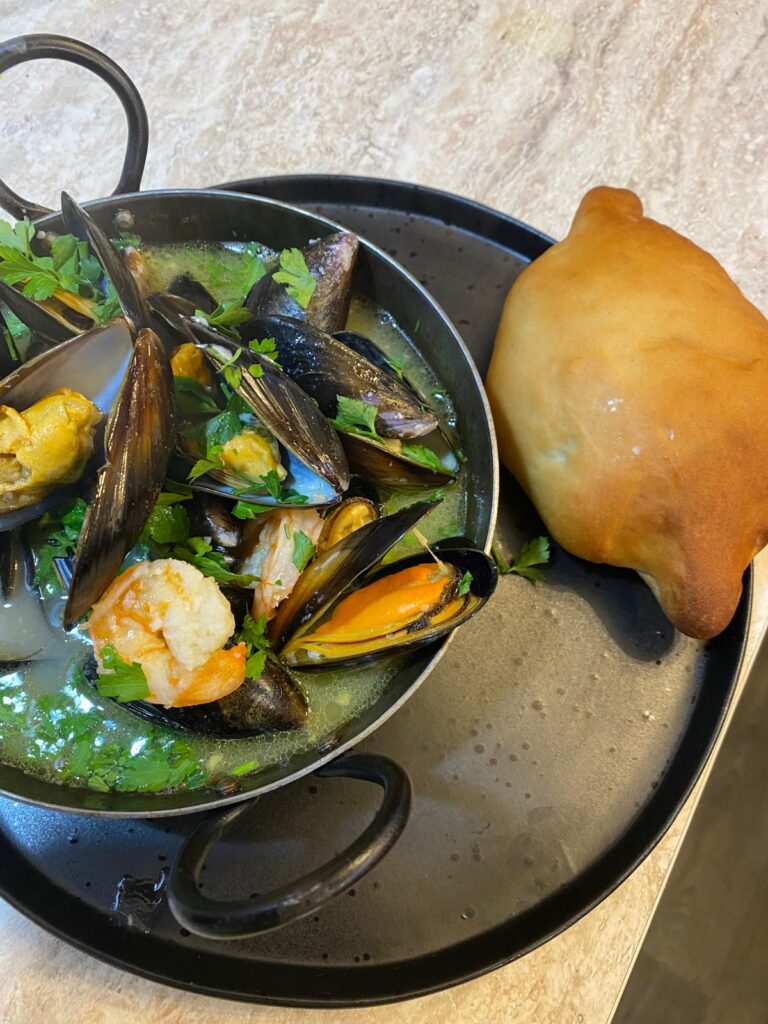 Sea food shorba